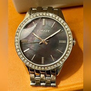 ❤️SOLD❤️ DKNY mother of Pearl watch